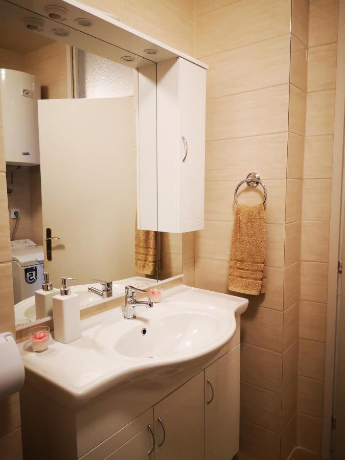 Apartman Petrovic City Center Trogir Exteriör bild