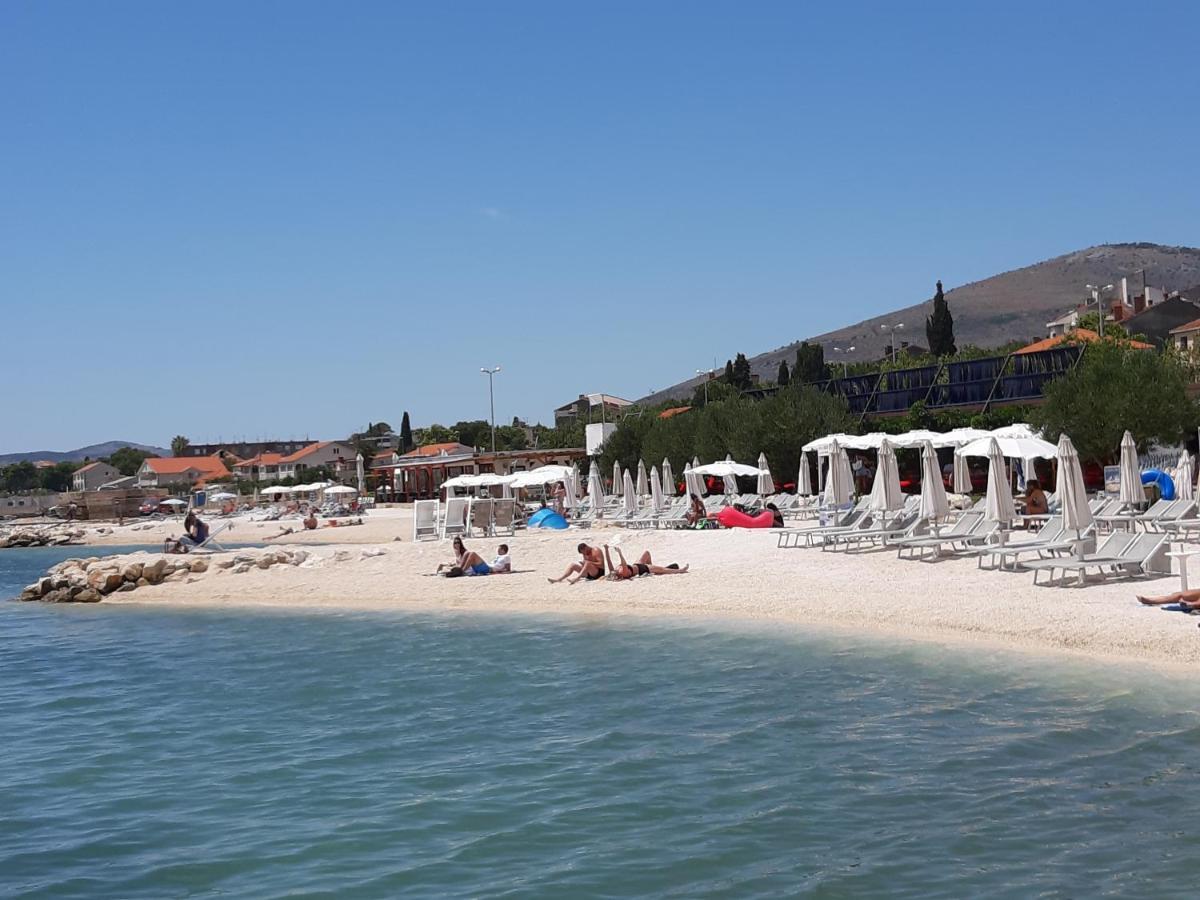 Apartman Petrovic City Center Trogir Exteriör bild